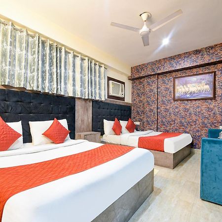 Hotel Sky View At Airport New Delhi Exterior foto