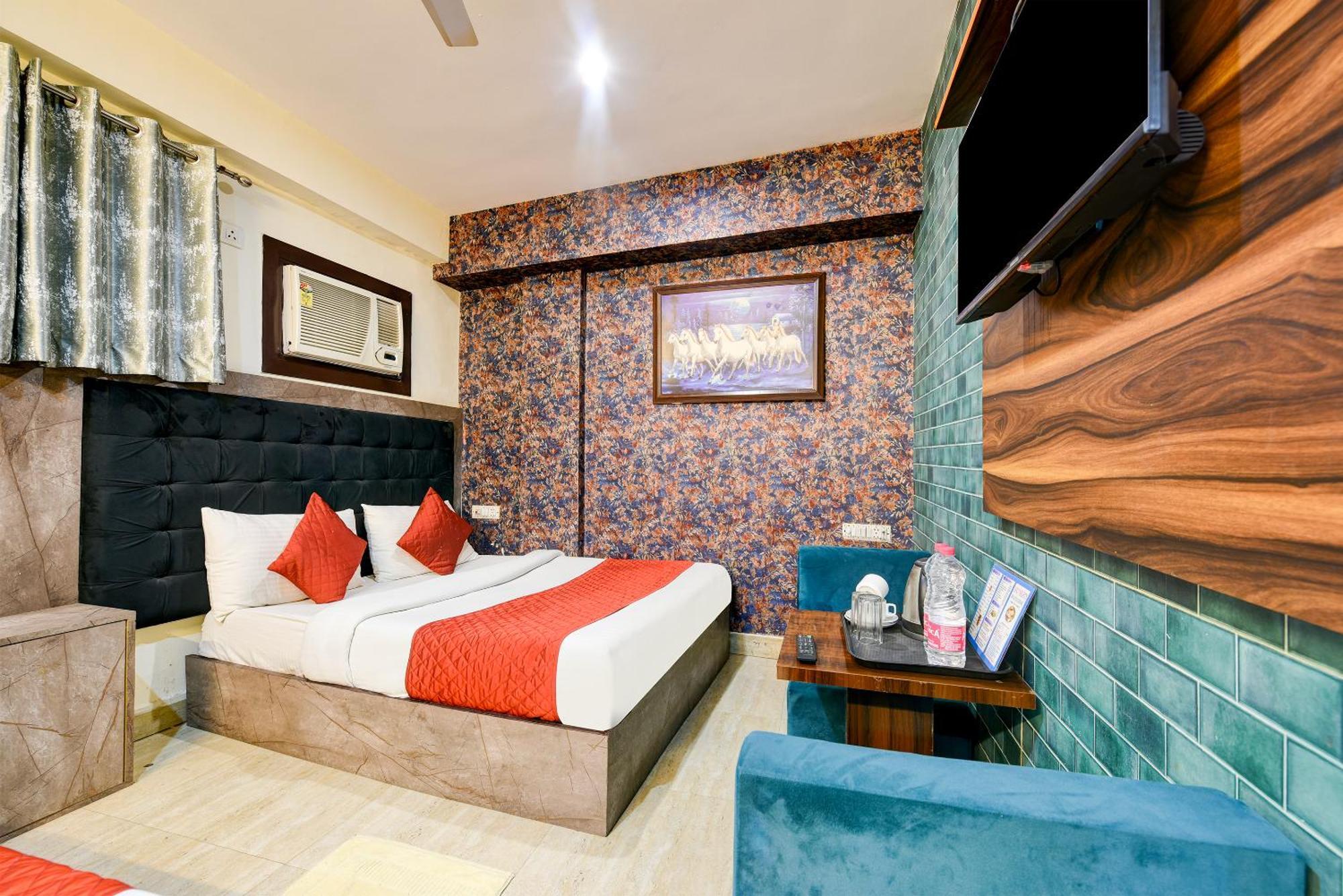Hotel Sky View At Airport New Delhi Exterior foto