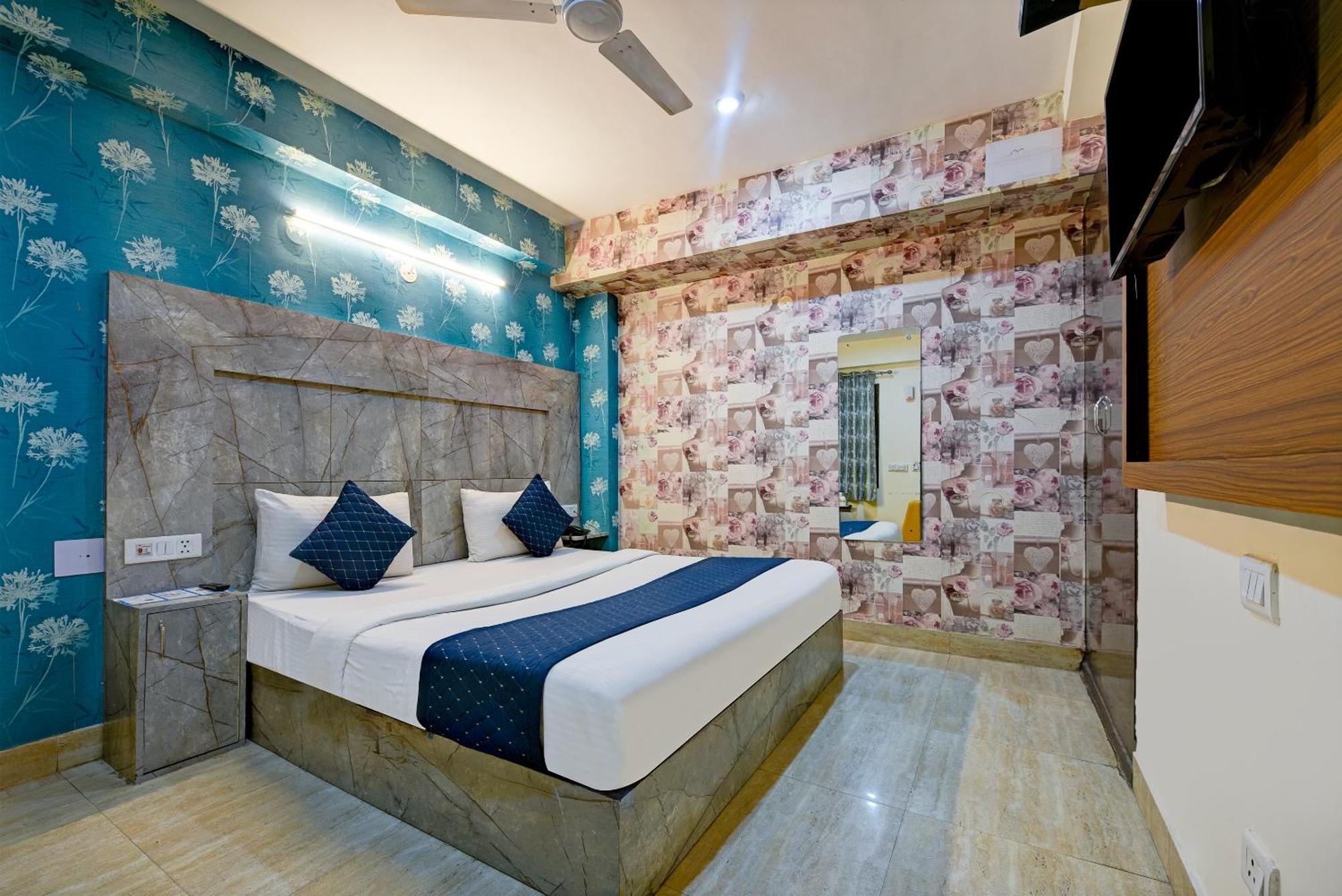 Hotel Sky View At Airport New Delhi Exterior foto